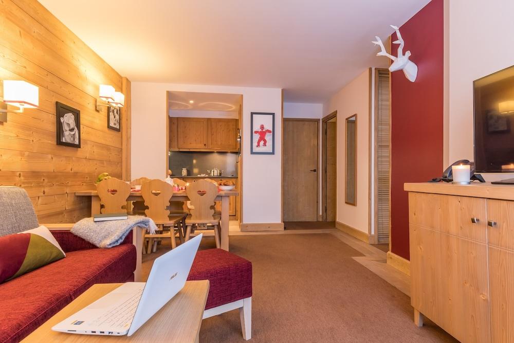 Residence Pierre & Vacances Premium Les Chalets Du Forum Courchevel Exterior photo