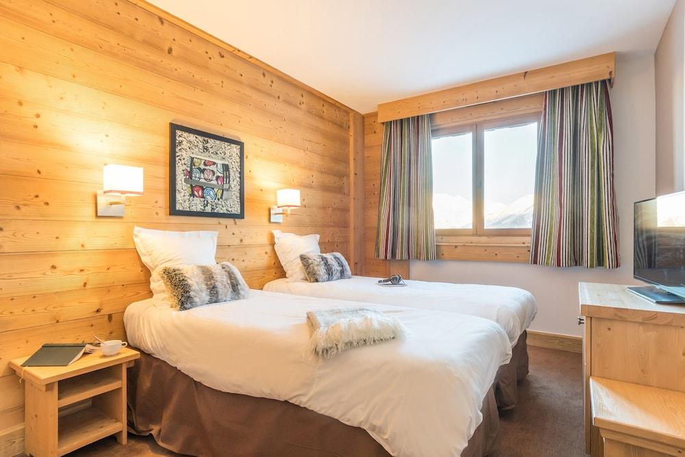 Residence Pierre & Vacances Premium Les Chalets Du Forum Courchevel Exterior photo