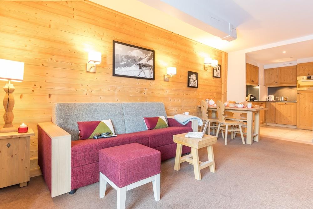 Residence Pierre & Vacances Premium Les Chalets Du Forum Courchevel Exterior photo