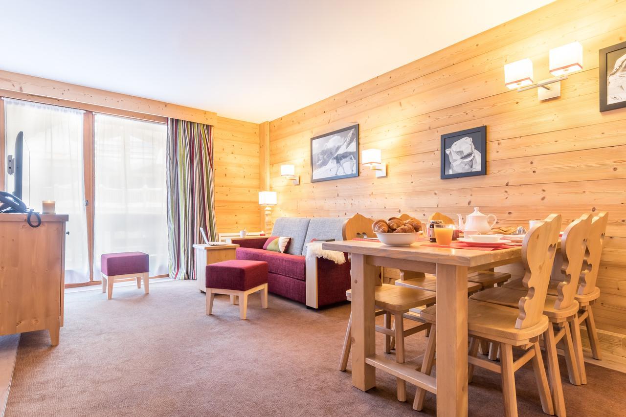 Residence Pierre & Vacances Premium Les Chalets Du Forum Courchevel Exterior photo